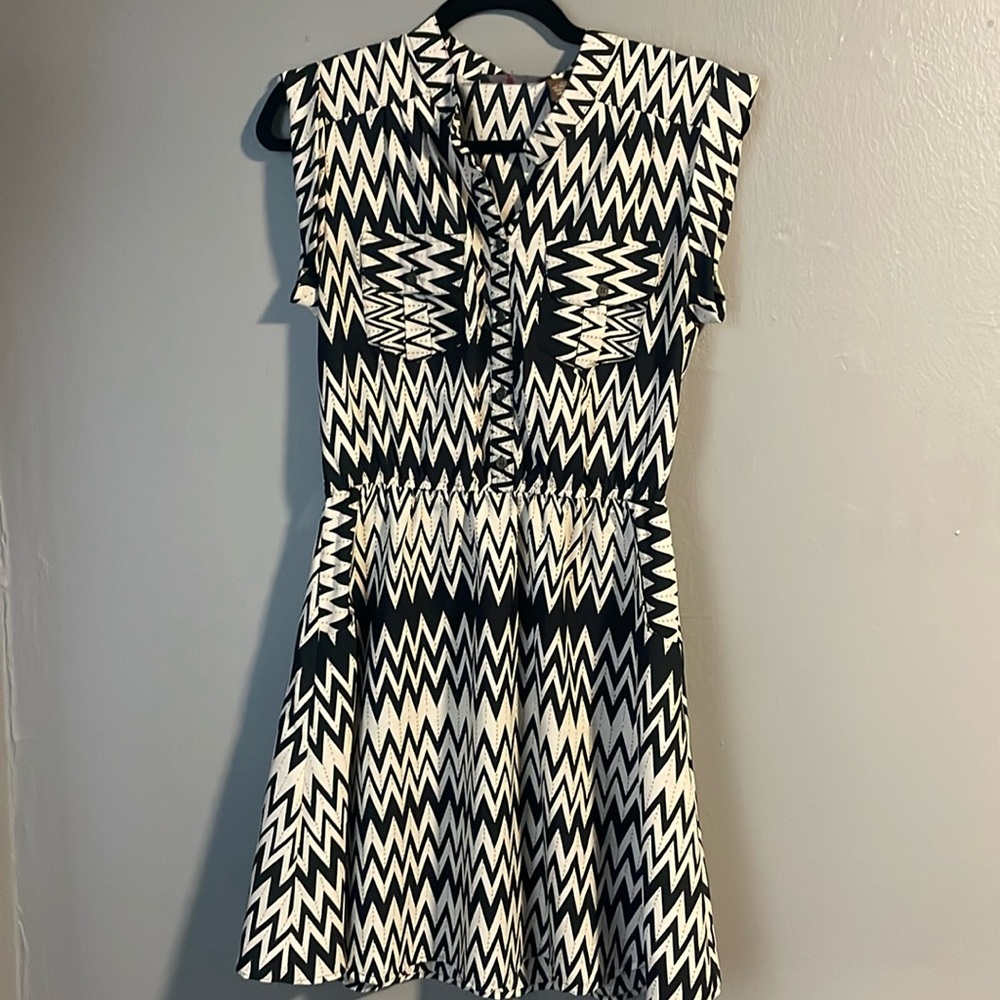 Women’s dress